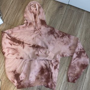 tie dye sweatshirt